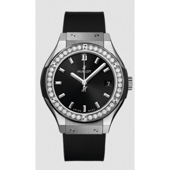 Réplica do relógio feminino Hublot Classic Fusion Diamond 581.NX.1470.RX.1104