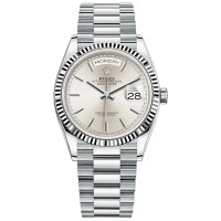 Copiar relógio feminino Rolex Day-Date Platinum Silver Dial M128236-0001