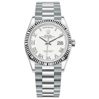 Relógio feminino Rolex Day-Date Platinum com mostrador branco M128236-0007