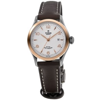 Réplica Tudor 1926 28 mm com mostrador prateado e pulseira de couro relógio feminino M91351-0005