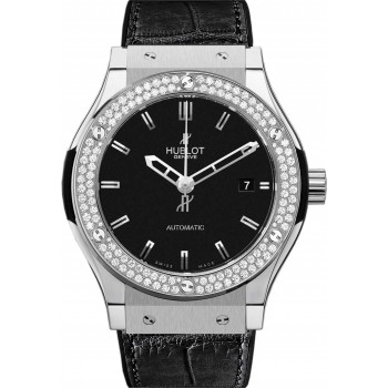 Hublot Classic Fusion Titanium Diamonds 42mm 542.NX.1170.LR.1104